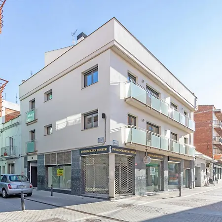 Apart-rent Francesc Macia 2º 2004 Apartment *